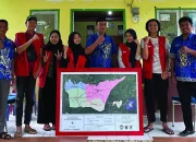 Mahasiswa KKN-T Unhas Perbarui Peta Administrasi Desa Belapunranga