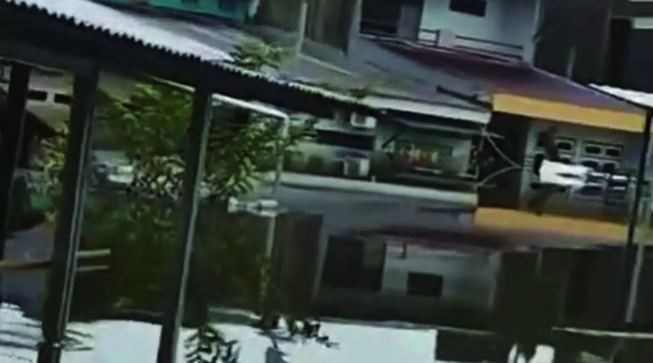 Ribuan Warga Mengungsi Akibat Banjir di Perumnas Antang, Makassar