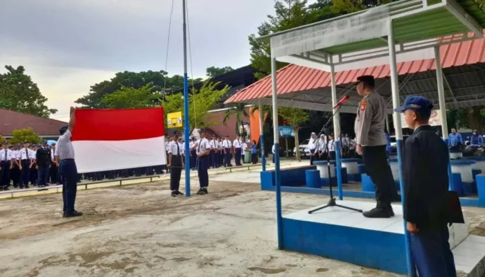 “Police Goes to School”: Cara Polsek Rappocini Bina Generasi Muda