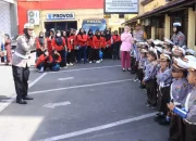 Ceria dan Antusias: Anak-anak TK Kemala Bhayangkari 06 Tallo Kunjungi Polrestabes Makassar