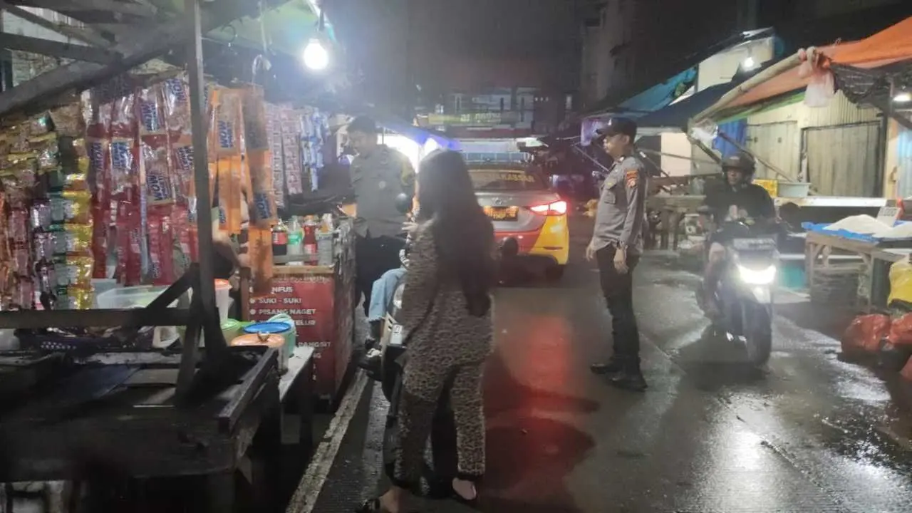 Iptu Saiful Pimpin Patroli KRYD, Polsek Makassar Tingkatkan Keamanan dan Ketertiban Masyarakat