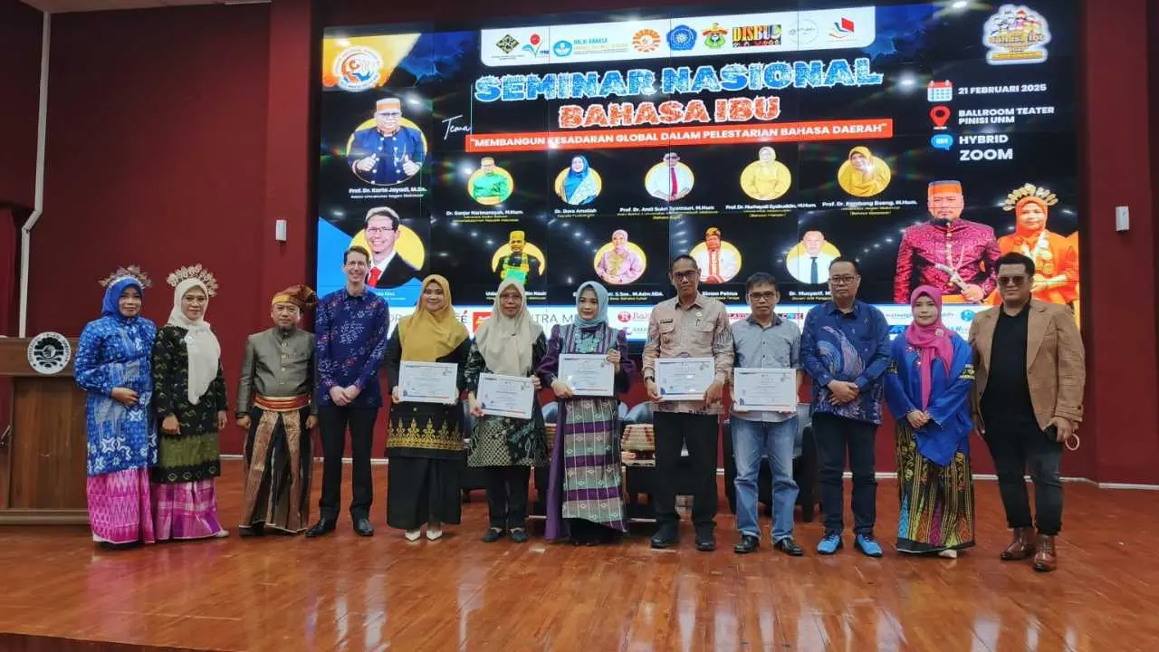 Kontribusi Pelestarian Bahasa, Makassar Terima Penghargaan
