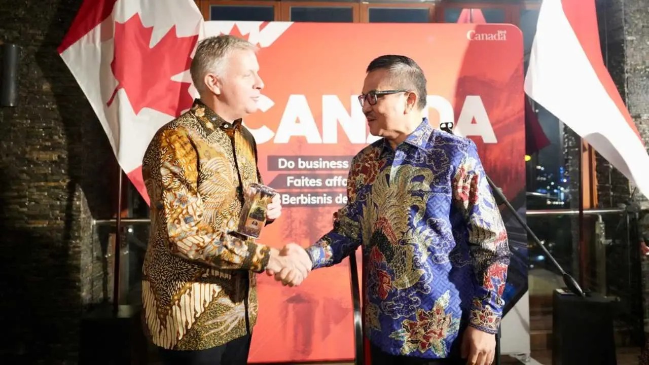 Sekda Sulsel Ajak Kanada Tingkatkan Investasi, Dubes Kanada Terkesan dengan Makassar