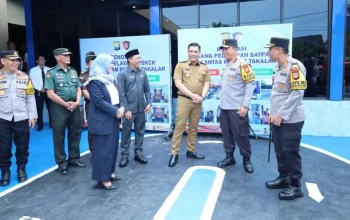 Kapolda Sulsel Resmikan Gedung Pelayanan SIM dan SKCK Polres Takalar, Tekankan Profesionalisme dan Jaga Nama Baik Institusi