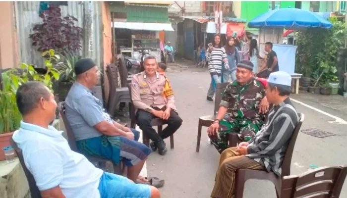 TNI-Polri di Makassar Solid, Jalin Kedekatan dengan Warga Demi Kamtibmas Kondusif