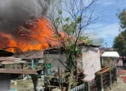 Kebakaran Landa Asrama Kesdam Makassar, TNI-Polri dan Damkar Bahu-membahu Padamkan Api