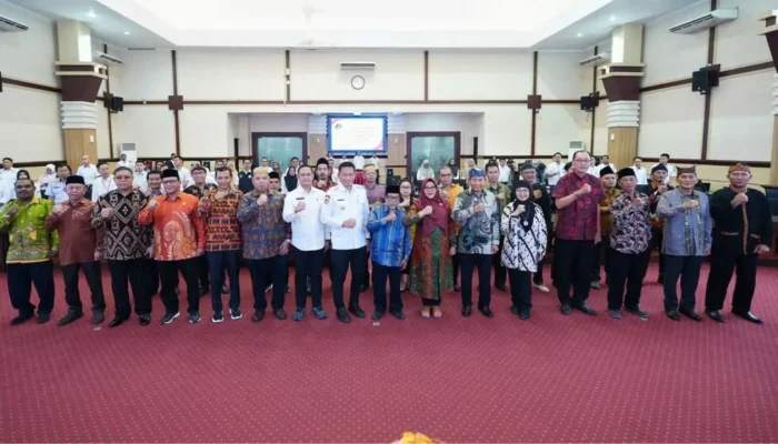 Jaga Harmoni Sulsel, Pj Gubernur Kukuhkan Pengurus Baru FPK