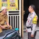 Bhabinkamtibmas Bungaejaya Edukasi Warga Bontoala Lewat Sambang