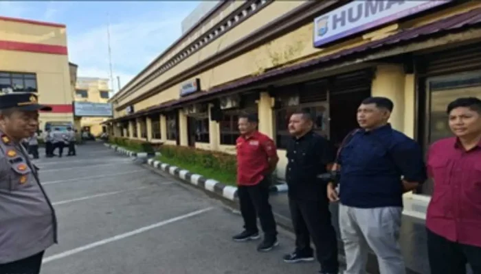 Polrestabes Makassar Tingkatkan Kemampuan Komunikasi Publik Personel Humas