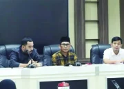 Ratusan Guru di Makassar Geruduk DPRD, Tuntut Pencairan Tunjangan Sertifikasi