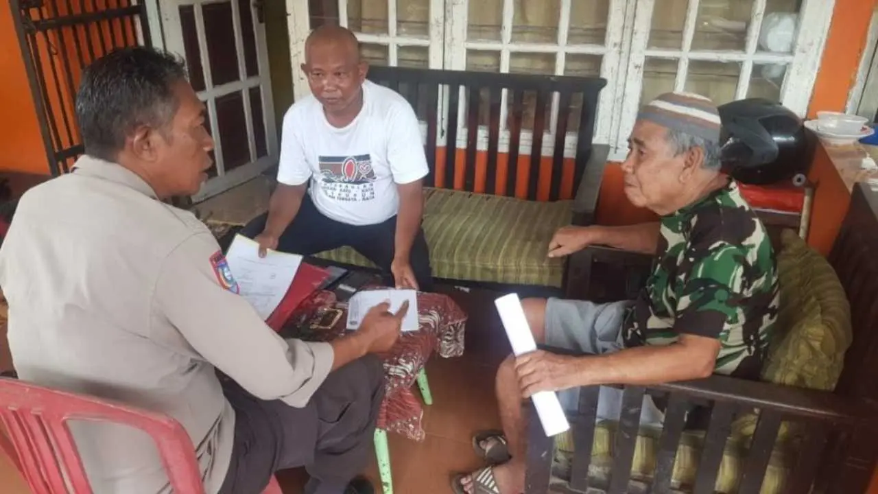 Sapa Warga, Bhabinkamtibmas Bira Pantau Kamtibmas Wilayah Binaan