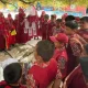 Mahasiswa KKN-T Unhas Berikan Solusi Tangani Sampah Plastik Lewat Ecobrick di SDN 2 Arungkeke