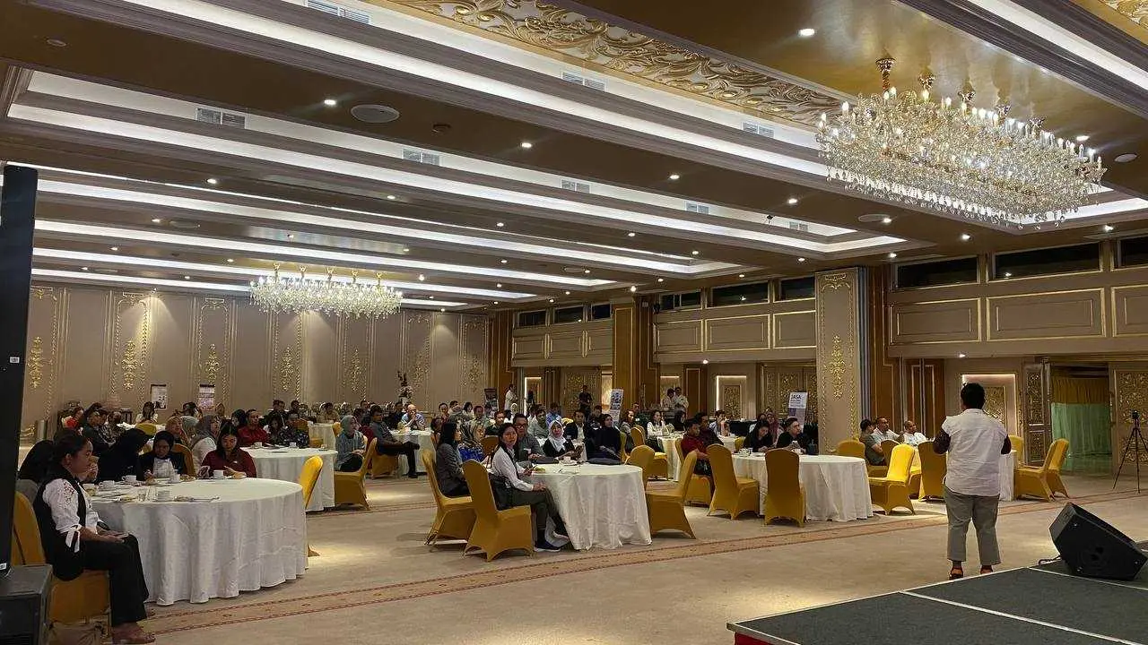 Sosialisasi SLF: PT Perkasa Desain Indonesia Edukasi Pelaku Hotel di Makassar tentang Keamanan Bangunan