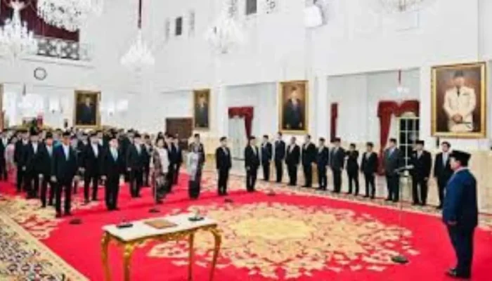 Presiden Prabowo Lantik 31 Duta Besar RI di Istana Negara
