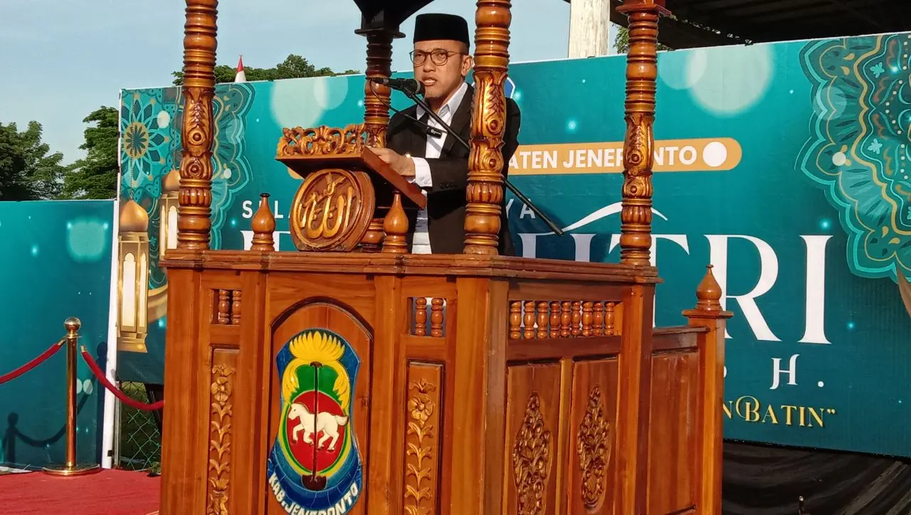 Bupati Jeneponto Sholat Idulfitri Pertama di Stadion Mini Turatea, Begini Pesannya!