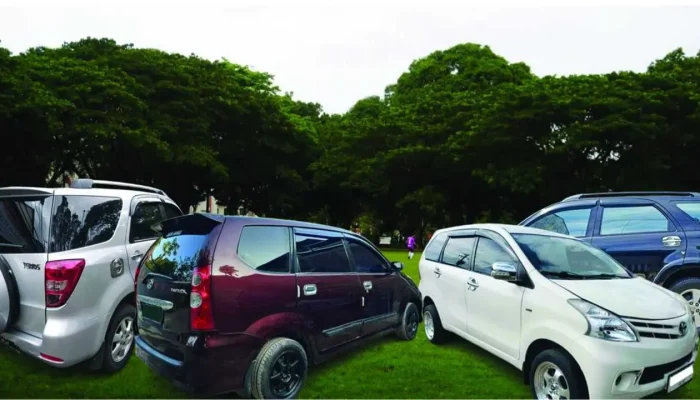 Pilihan Mobil Bekas Tangguh dan Irit, Dari MPV Legendaris Hingga Low SUV Andal