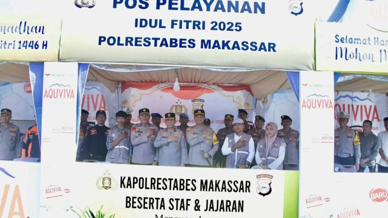 Kapolrestabes Makassar Dampingi Tim Supervisi Mabes Polri Cek Pos Pengamanan Operasi Ketupat 2025 2 Kapolrestabes Makassar Dampingi Tim Supervisi Mabes Polri Cek Pos Pengamanan Operasi Ketupat 2025