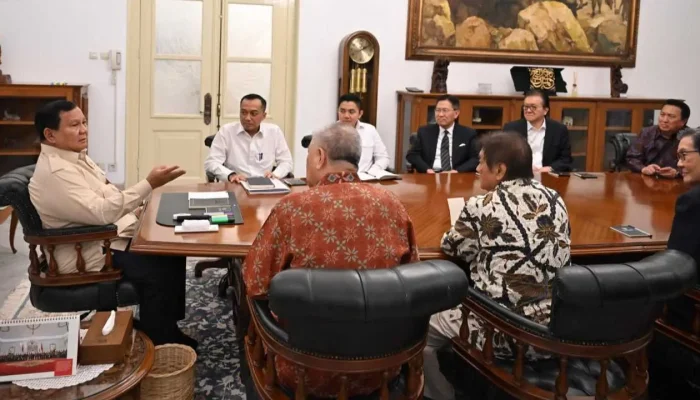 Presiden Prabowo Subianto Gelar Pertemuan dengan Pengusaha Besar Bahas Ekonomi Nasional
