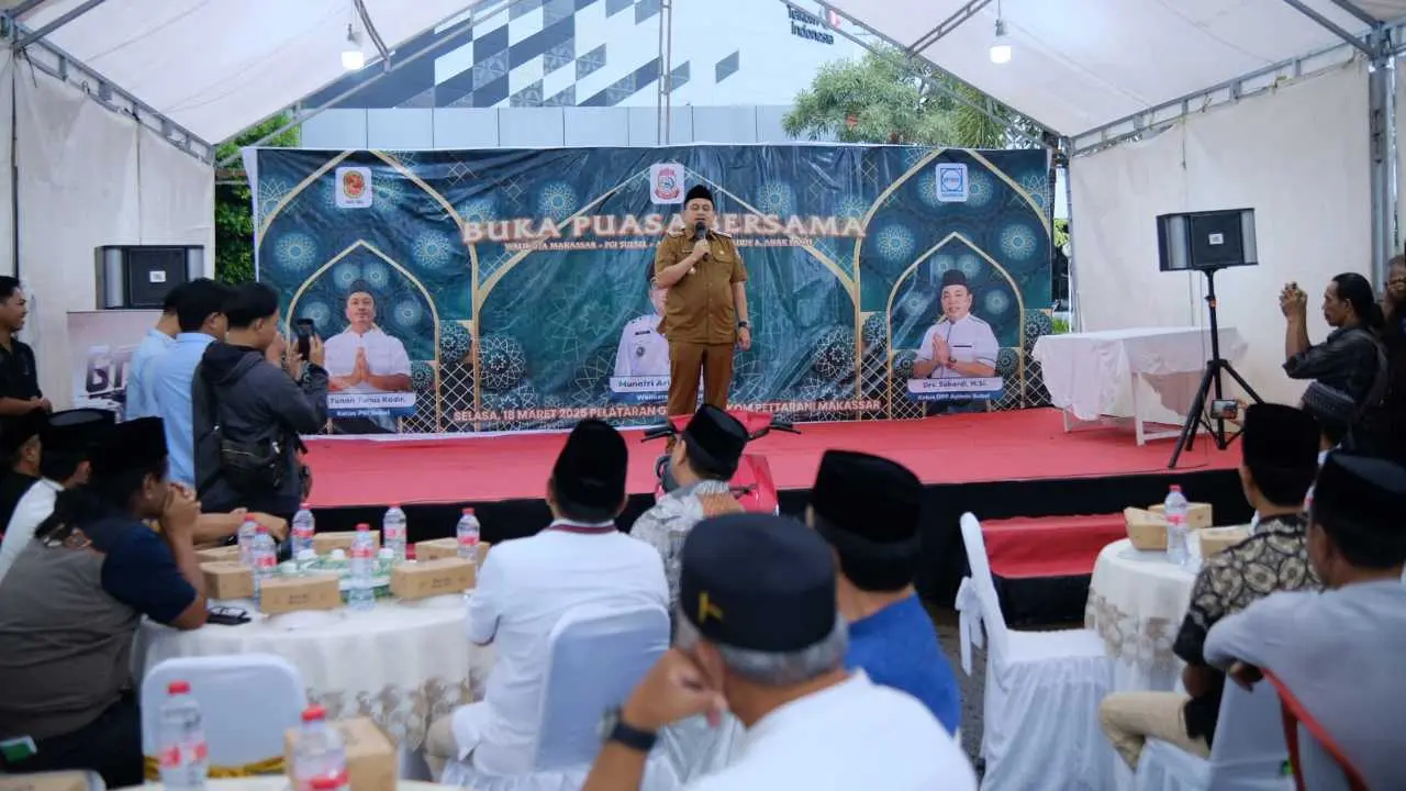 Wali Kota Makassar Hadiri Buka Puasa Bersama Anak Yatim, Dorong Investasi dan Kepatuhan Pajak