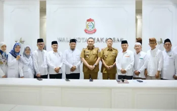 Wali Kota Makassar dan FKUB Sulsel Bahas Penguatan Kerukunan Umat Beragama 10 Wali Kota Makassar dan FKUB Sulsel Bahas Penguatan Kerukunan Umat Beragama