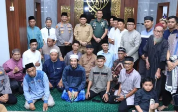 Safari Ramadhan, Wali Kota Makassar Ajak Warga Jaga Keamanan Kota 6 Safari Ramadhan, Wali Kota Makassar Ajak Warga Jaga Keamanan Kota