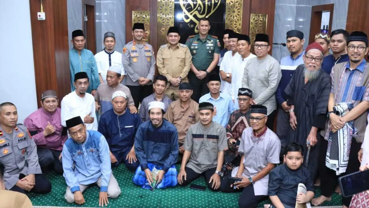Safari Ramadhan, Wali Kota Makassar Ajak Warga Jaga Keamanan Kota
