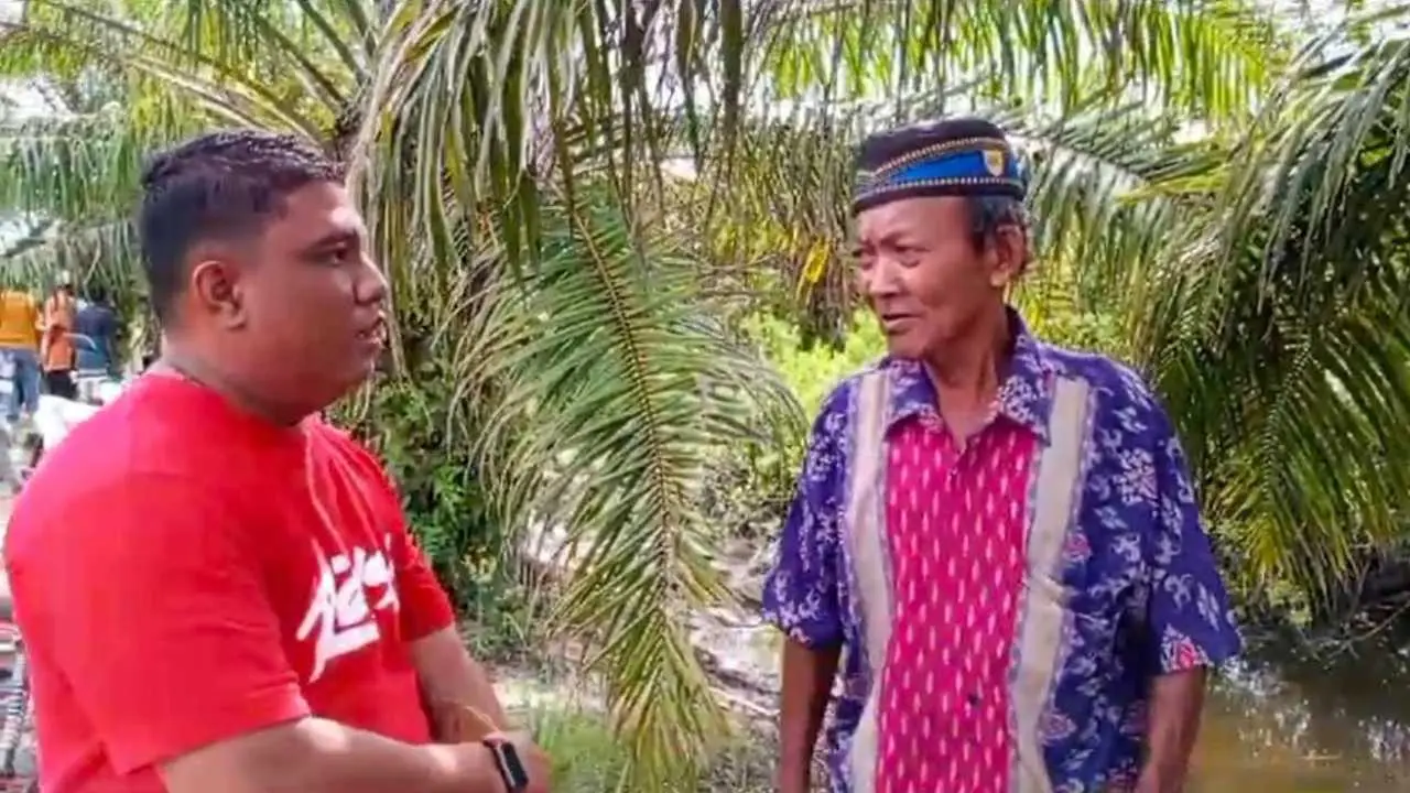 Portal Jalan di Desa Gambus Laut Dibongkar, Masyarakat Kembali Bebas Melintas 2 Portal Jalan di Desa Gambus Laut Dibongkar, Masyarakat Kembali Bebas Melintas