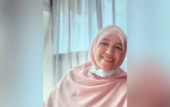 Remaja dalam Cengkeraman Liberalisasi Pergaulan 3 Ummu Hafidzah (Pemerhati Sosial)