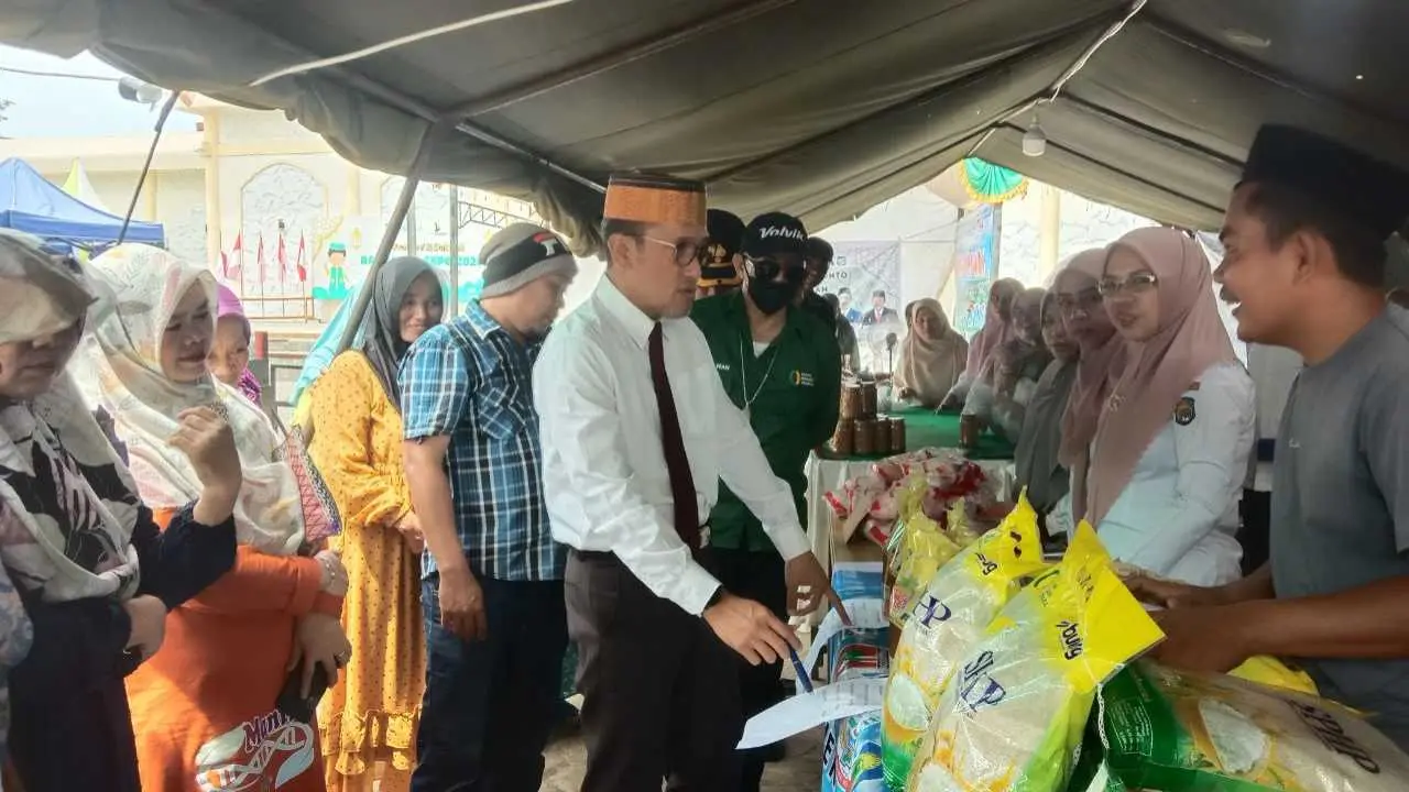 Jelang Lebaran Idulfitri 1446 H, Bupati Jeneponto Buka Gerakan Pangan Murah