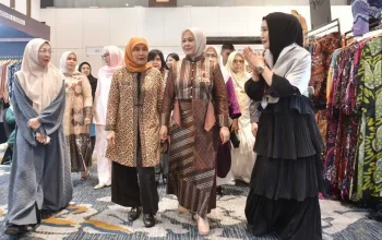 Lelang Pakaian Preloved di Trend Hijab Expo 2025, Hasilnya untuk Bantu UMKM Perempuan Rentan 6 Lelang Pakaian Preloved di Trend Hijab Expo 2025, Hasilnya untuk Bantu UMKM Perempuan Rentan