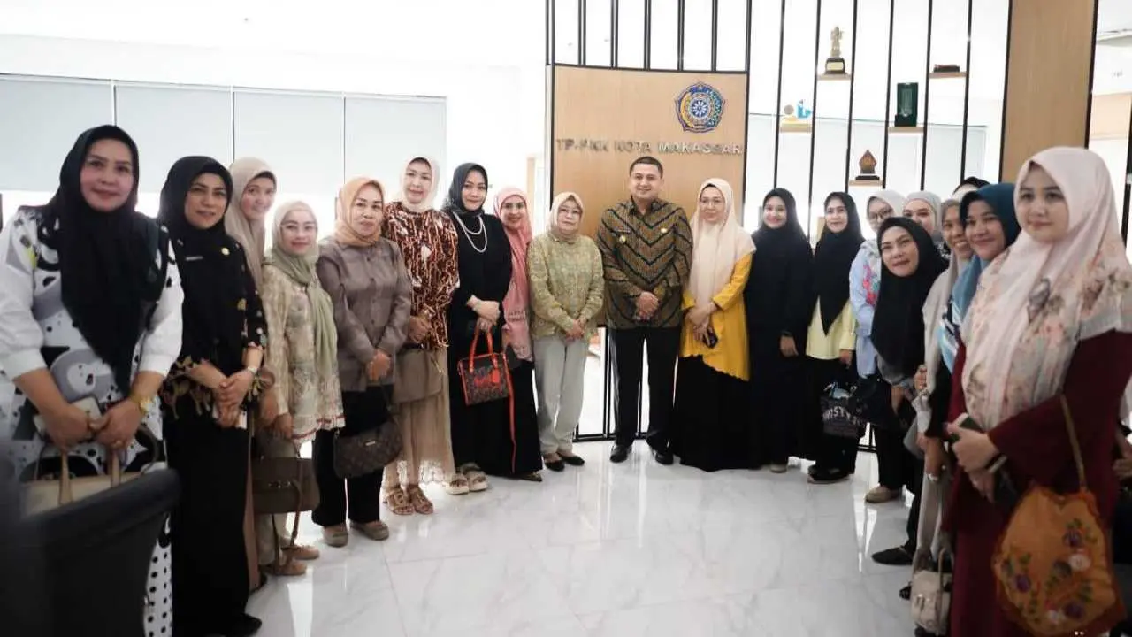 Tinjau Kantor TP PKK, Melinda Aksa Pastikan Kesiapan Fasilitas 2 Tinjau Kantor TP PKK, Melinda Aksa Pastikan Kesiapan Fasilitas