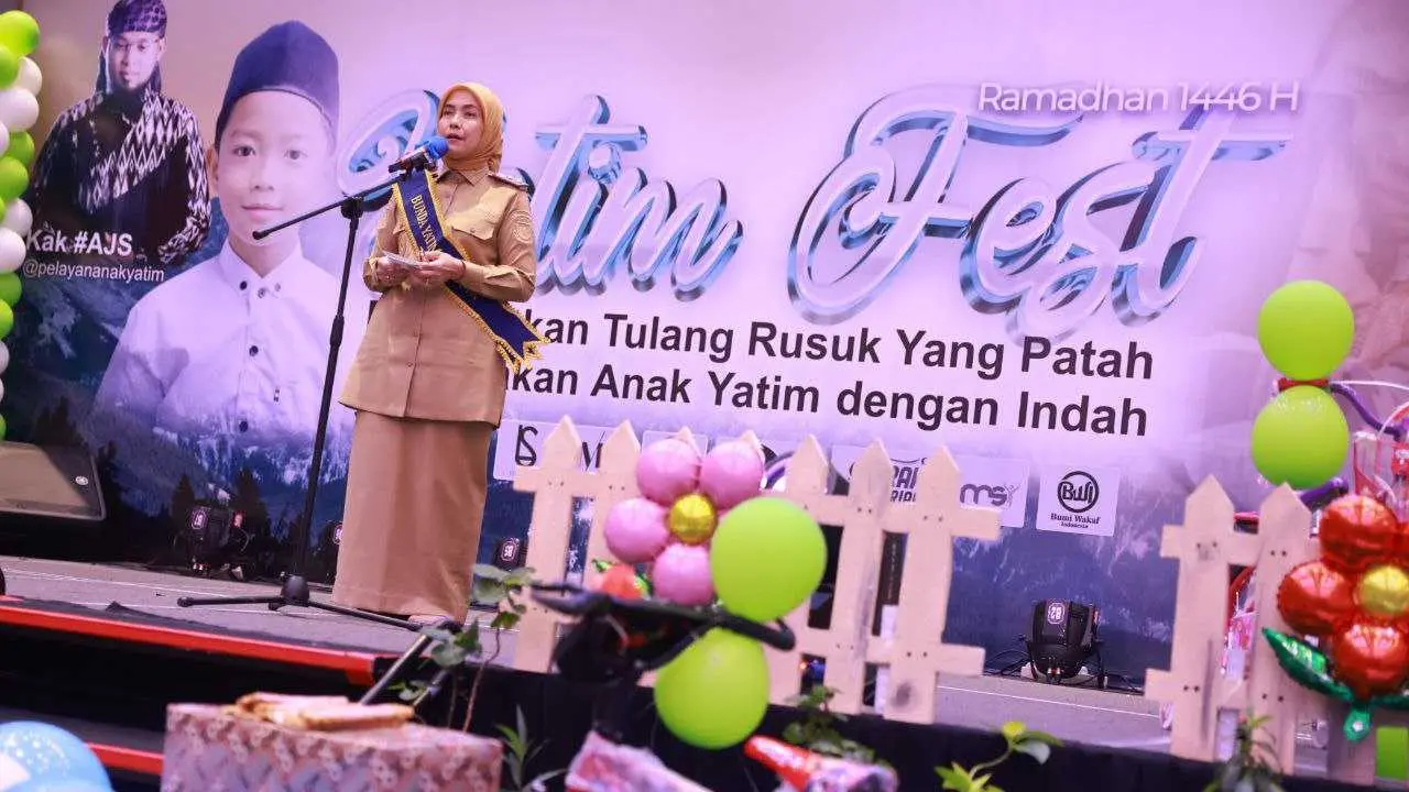 Aliyah Mustika Ilham Dinobatkan sebagai Bunda Yatim di Yatim Fest Ramadan