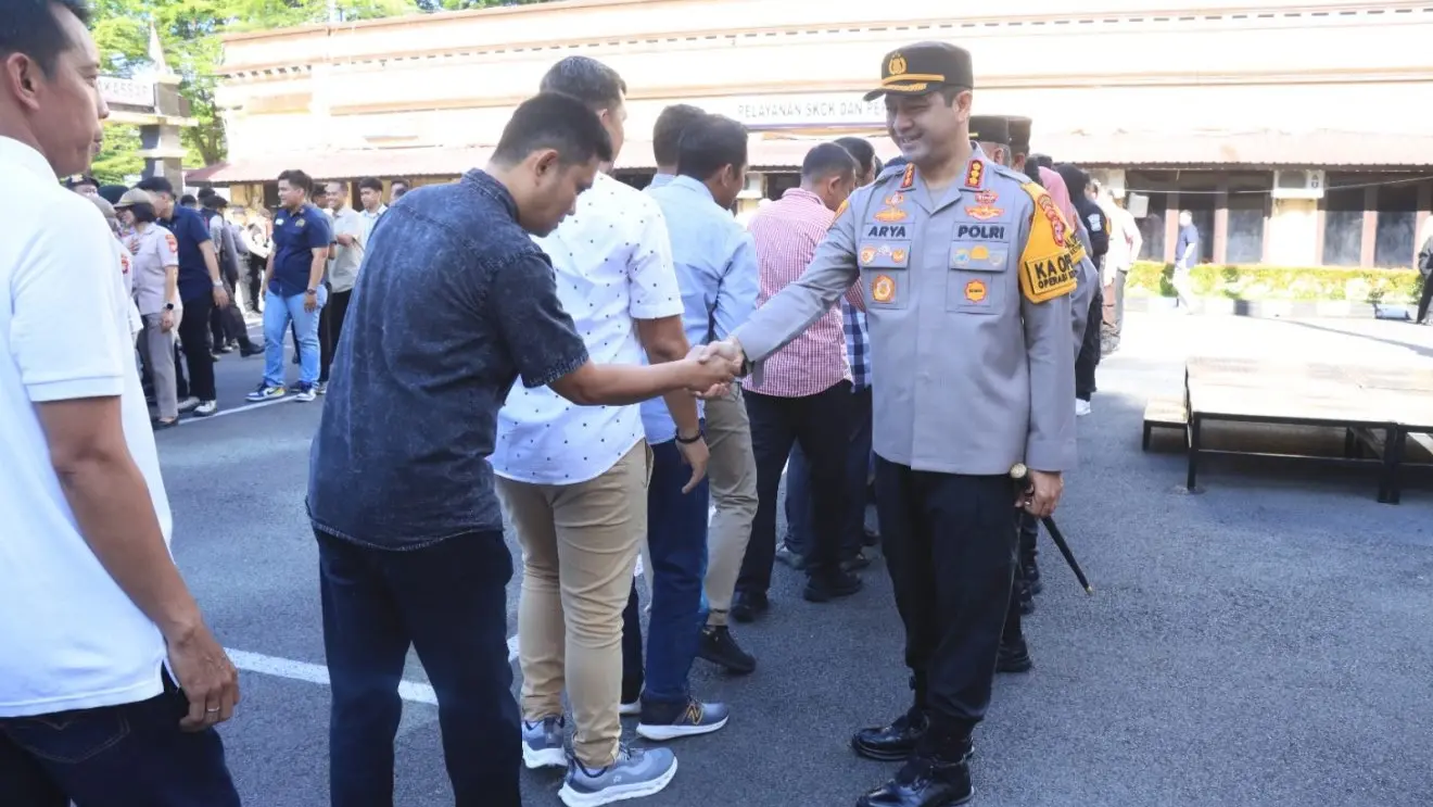 Usai Lebaran, Personel Polrestabes Makassar Eratkan Kebersamaan Lewat Halal Bihalal