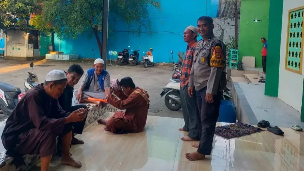 Bhabinkamtibmas Polsek Manggala Sisir Warga Lewat Door to Door, Bangun Kamtibmas Lewat Silaturahmi