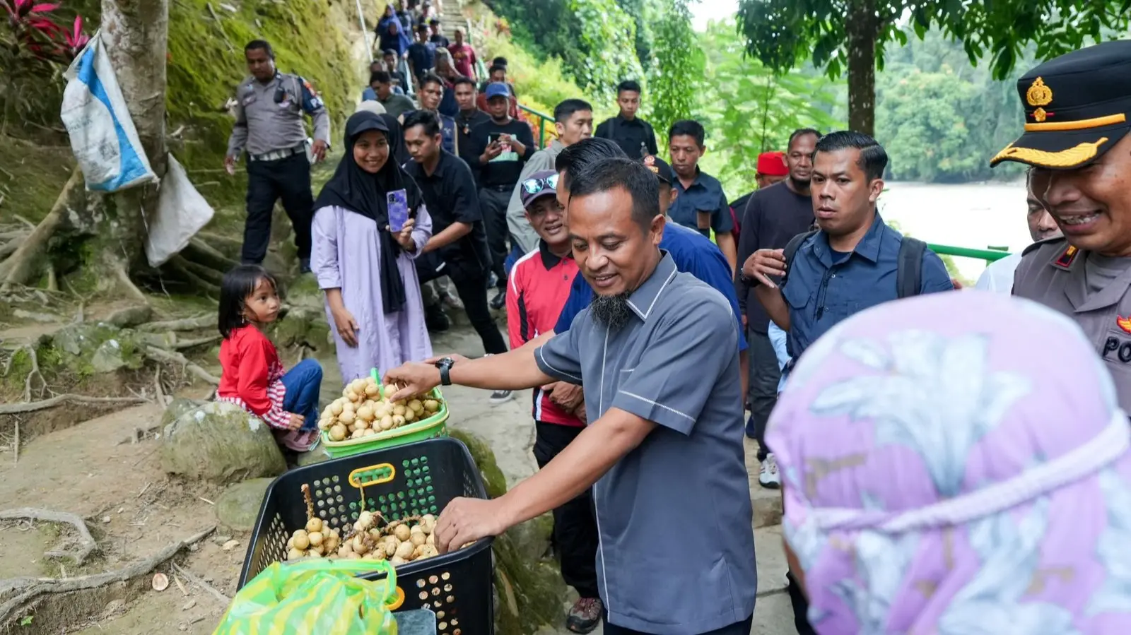 Gubernur Sulsel Kunjungi Permandian Air Panas Pincara, Dorong Pengembangan Wisata Luwu Utara