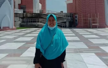 Hamzinah, S.I.Pust. (Pustakawan & Pemerhati Opini Medsos)