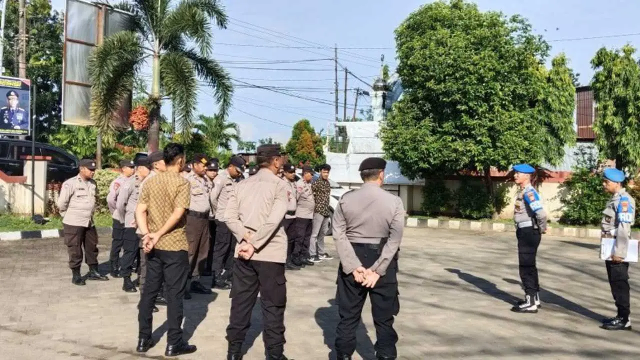 Kanit Propam Polsek Tamalate Tegaskan Peningkatan Layanan Publik Saat Apel Pagi