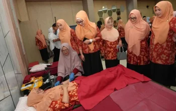 Donor Darah Warnai Peringatan Hari Kartini DWP Sulsel 7 Donor Darah Warnai Peringatan Hari Kartini DWP Sulsel
