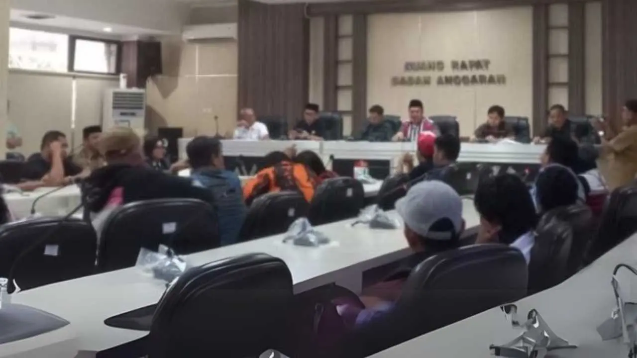 PHK Massal di PT Wahyu Pradana, Komisi D DPRD Makassar Gelar RDP