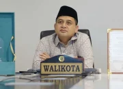 Pohon Bukan Tiang Iklan, Pemkot Makassar Larang Keras Pemasangan Spanduk