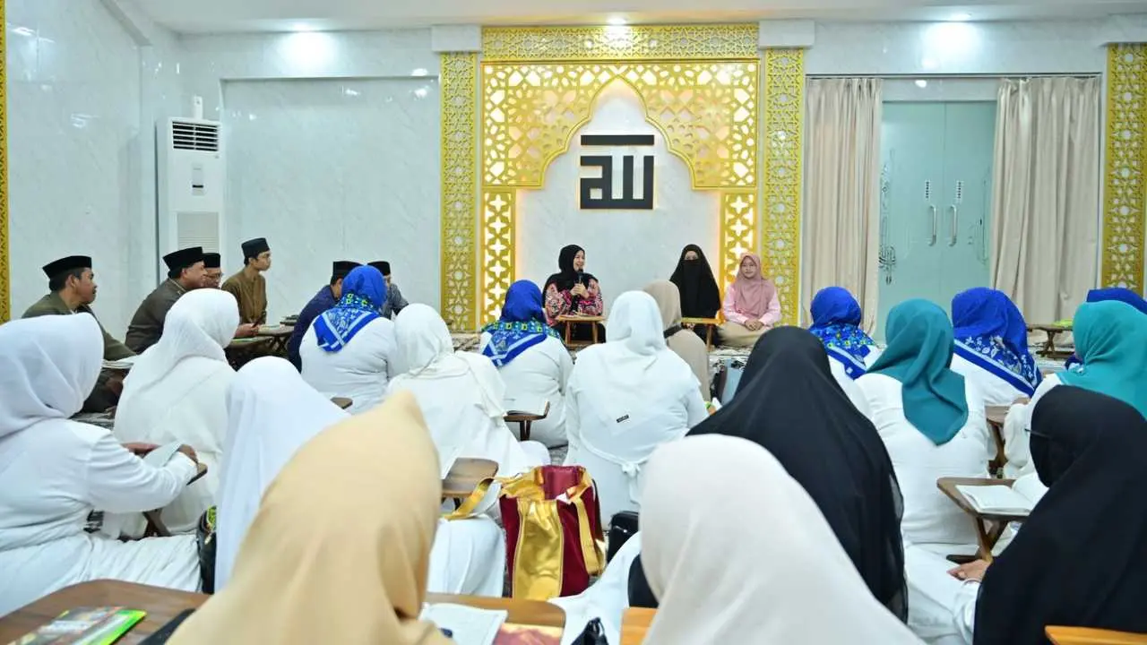 Taklim Rutin Kembali Hidup di Rujab Wagub, Fatmawati Fokus pada Literasi Hijaiyah