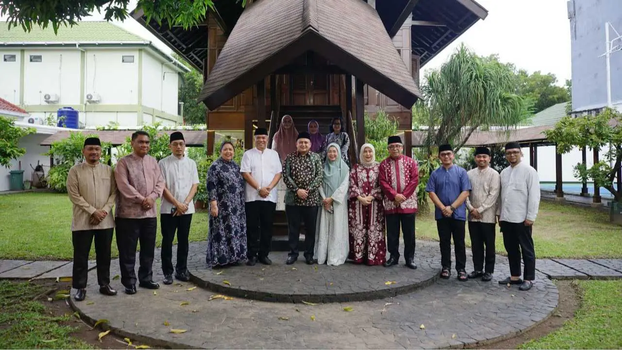 Wali Kota Makassar Silaturahmi Idulfitri, Perkokoh Kebersamaan Antar Lembaga 2 Wali Kota Makassar Silaturahmi Idulfitri, Perkokoh Kebersamaan Antar Lembaga