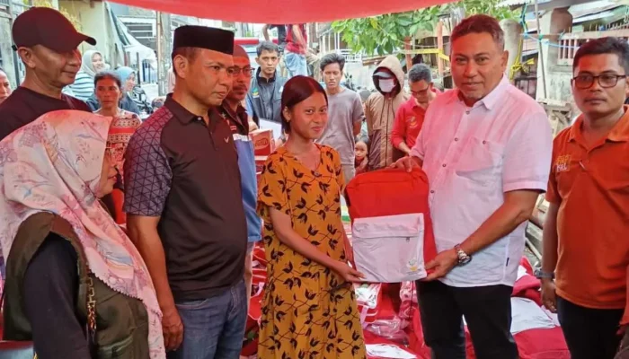 Dinsos Sulsel Salurkan Bantuan ke Dua Lokasi Kebakaran di Makassar dalam Sehari