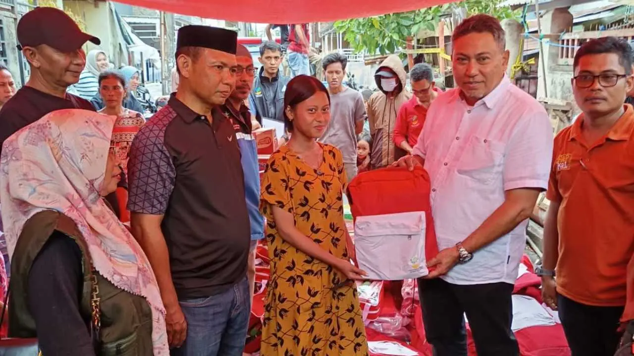 Dinsos Sulsel Salurkan Bantuan ke Dua Lokasi Kebakaran di Makassar dalam Sehari