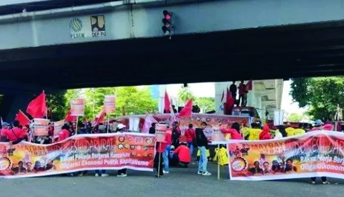 Tolak Kapitalisme dan Mafia Kesehatan, May Day 2025 KSN Gaungkan Perlawanan Rakyat Pekerja