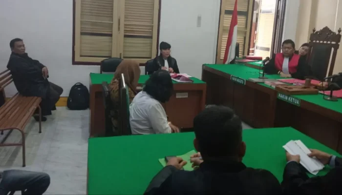 Keluarga Terdakwa Doris dan Riris Kecewa Tuntutan Jaksa