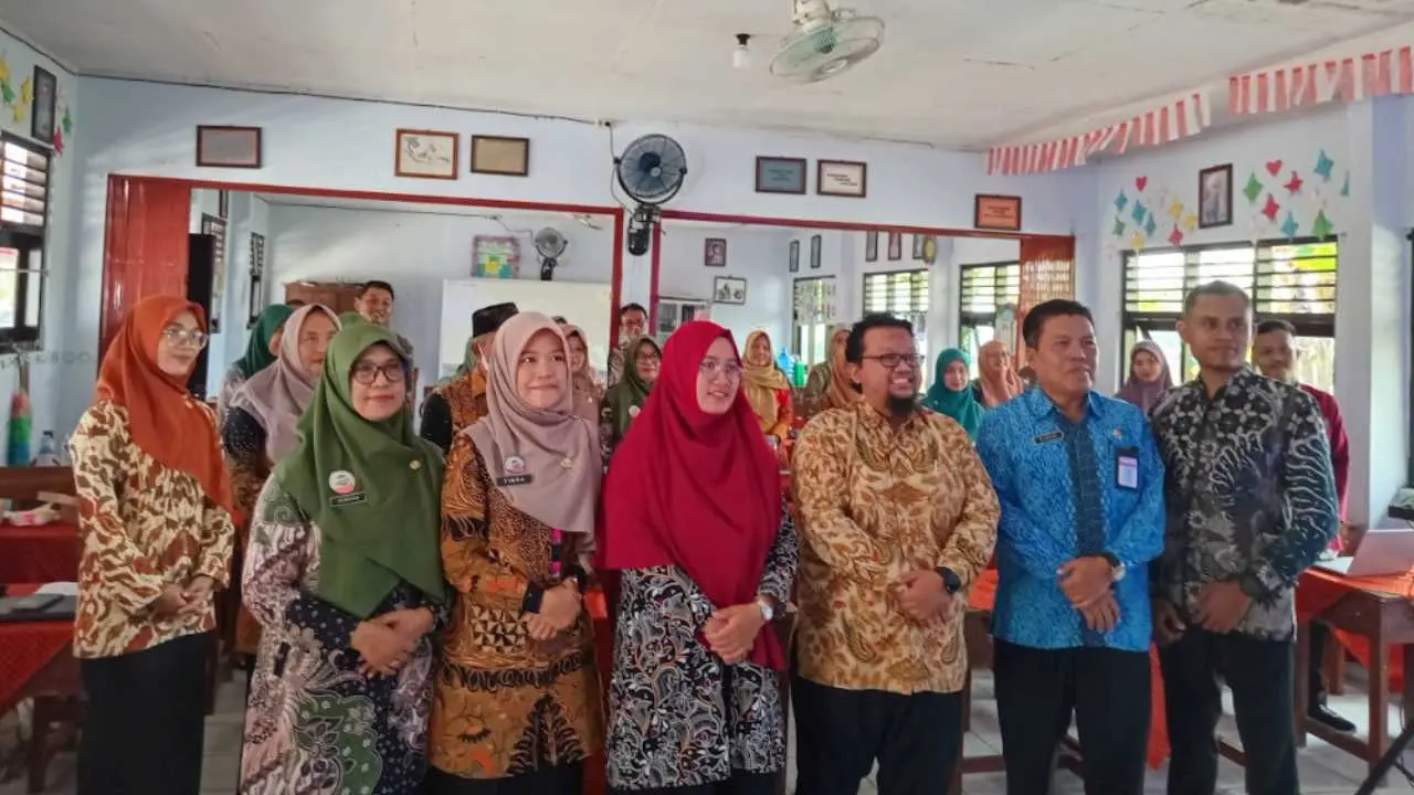 Puskadikdas Unisri Kenalkan Konsep Deep Learning kepada Guru SD di Sukoharjo