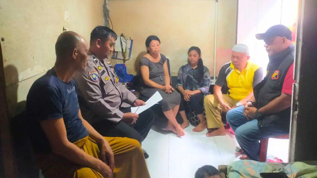 Bhabinkamtibmas dan FKPM Kelurahan Bitowa Berhasil Mediasi Kasus KDRT Hingga Damai