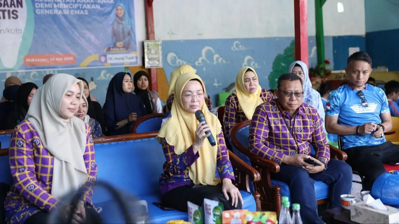 Melinda Aksa Tinjau Pemeriksaan Gigi Anak PAUD di Ujung Tanah