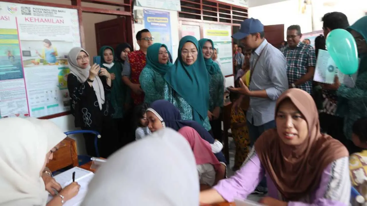 Melinda Aksa Tinjau Posyandu Era Baru Nusa Indah 4, Apresiasi Inovasi Kader Panampu